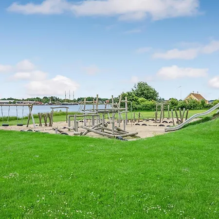 Marina Fiskenaes Feriepark Holiday home Grasten